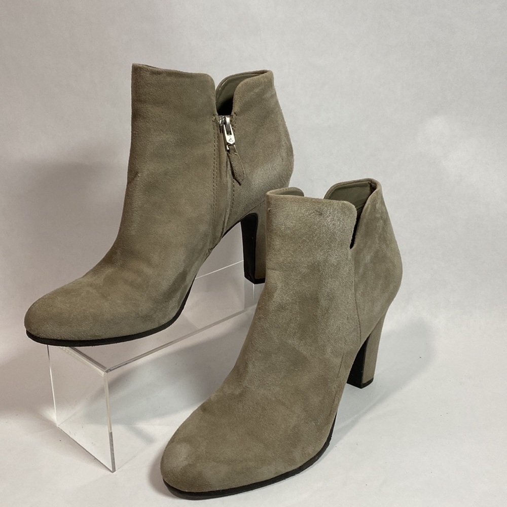 Sam Edelman booties tan grey color - Picture 2 of 10